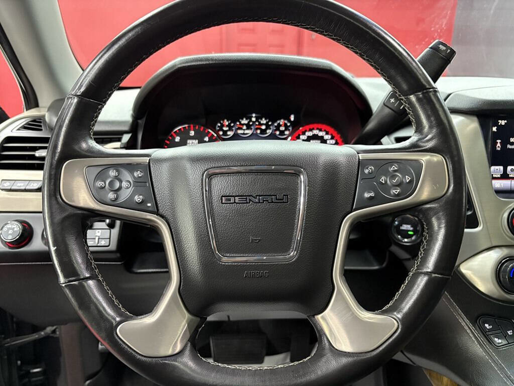 Used 2016 GMC Yukon Denali w/ Open Road Package image 19
