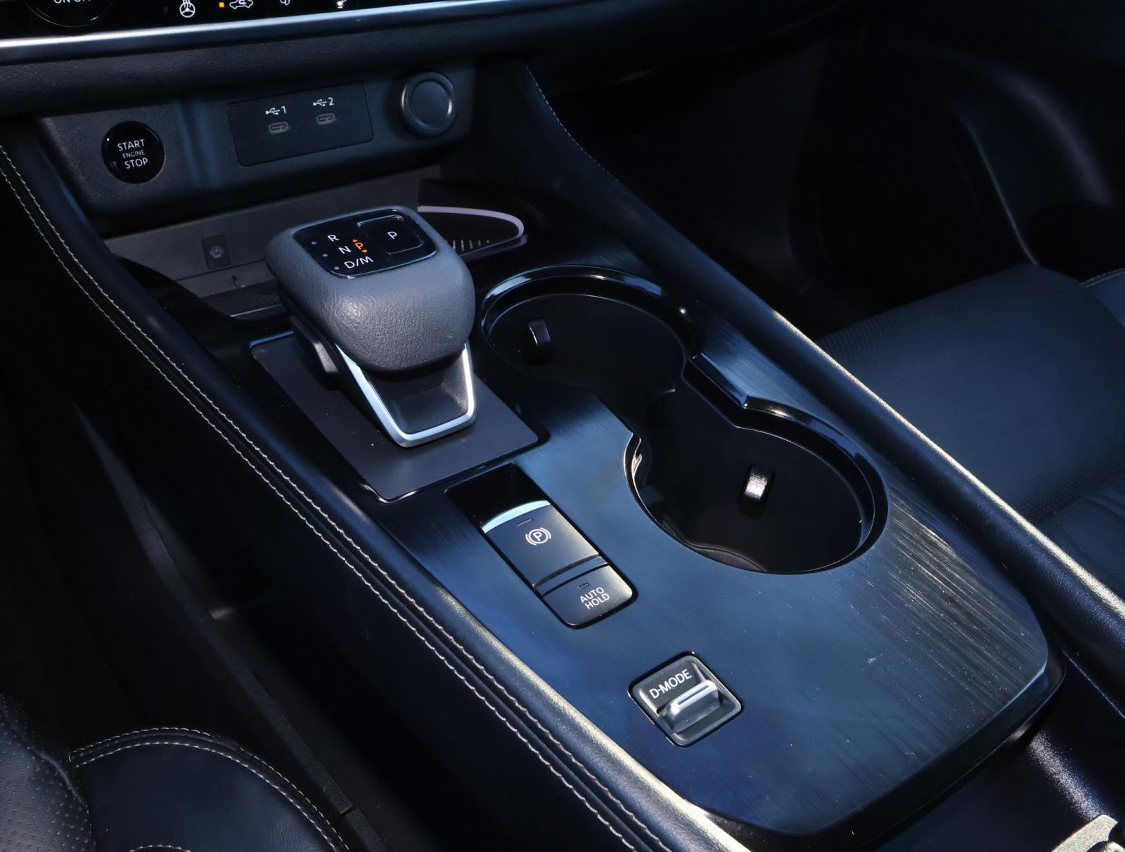 Used 2024 Nissan Rogue Platinum image 27