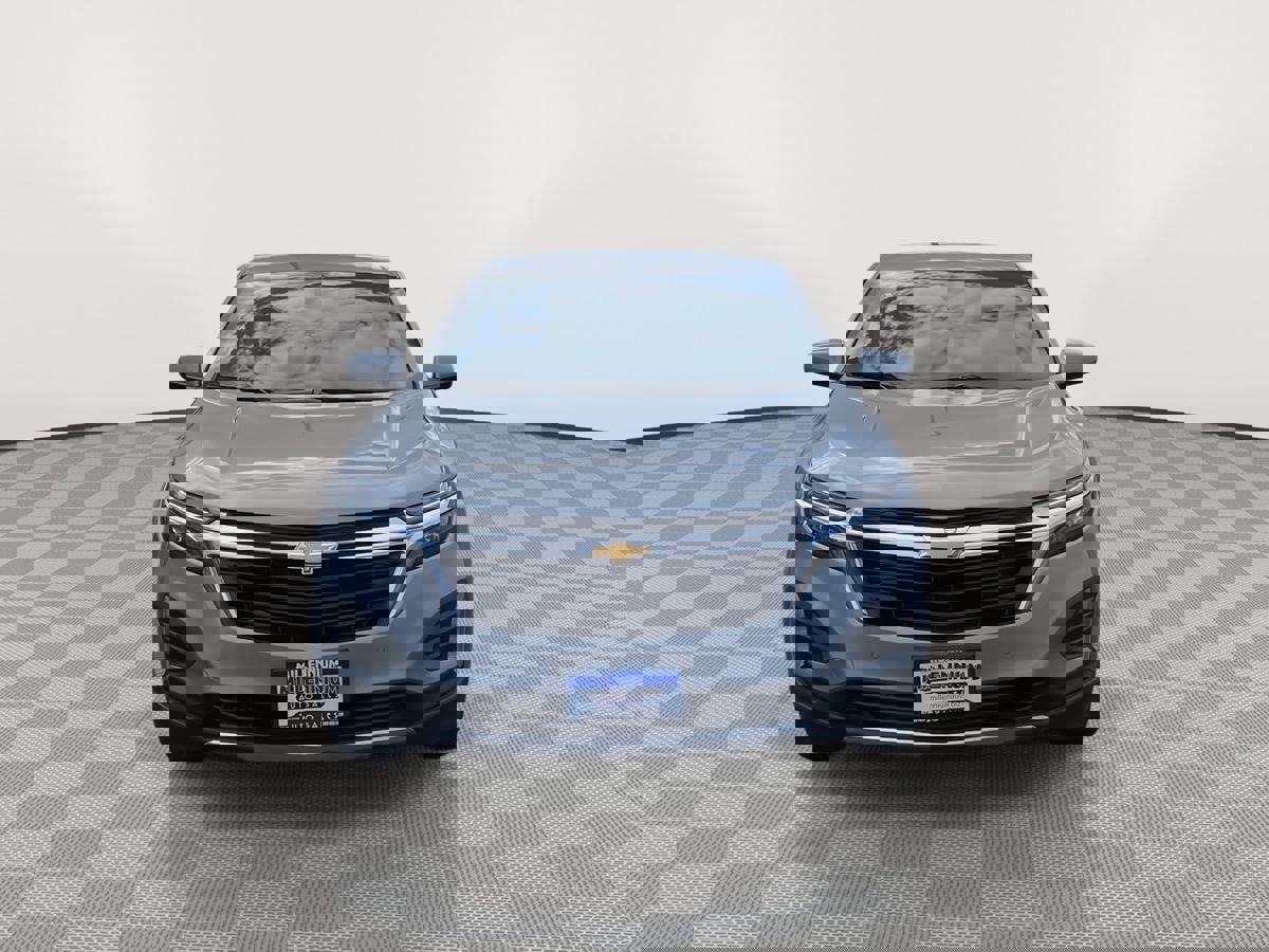 Used 2024 Chevrolet Equinox LT image 2