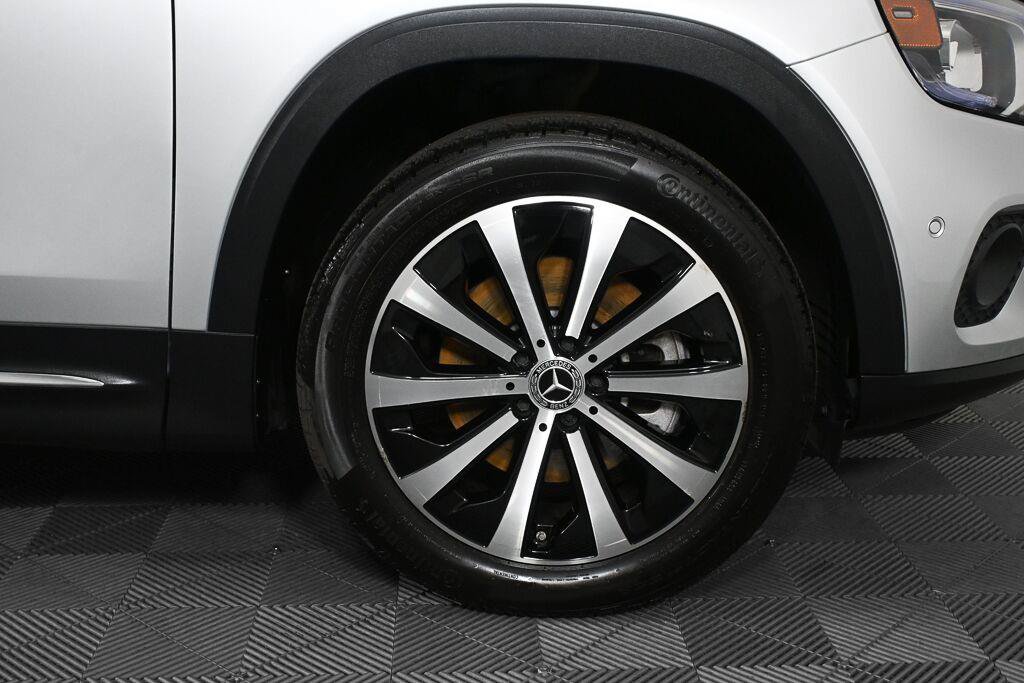 Certified 2023 Mercedes-Benz GLB 250 4MATIC image 36