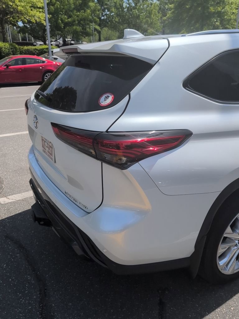 Used 2022 Toyota Highlander Limited image 21