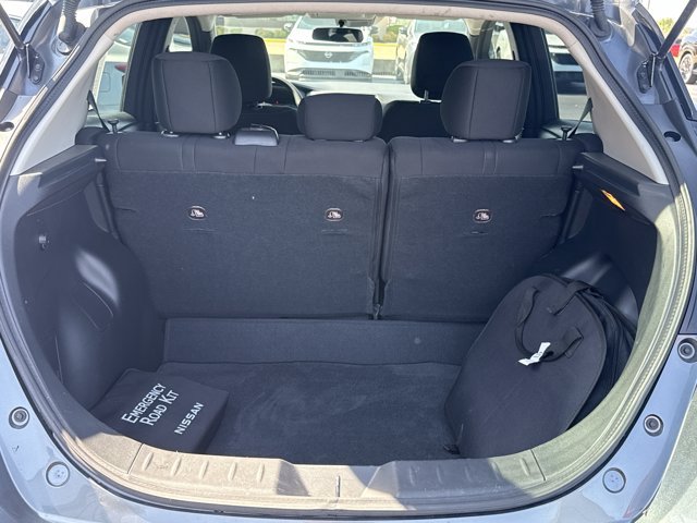 Certified 2025 Nissan Leaf S FWD image 9