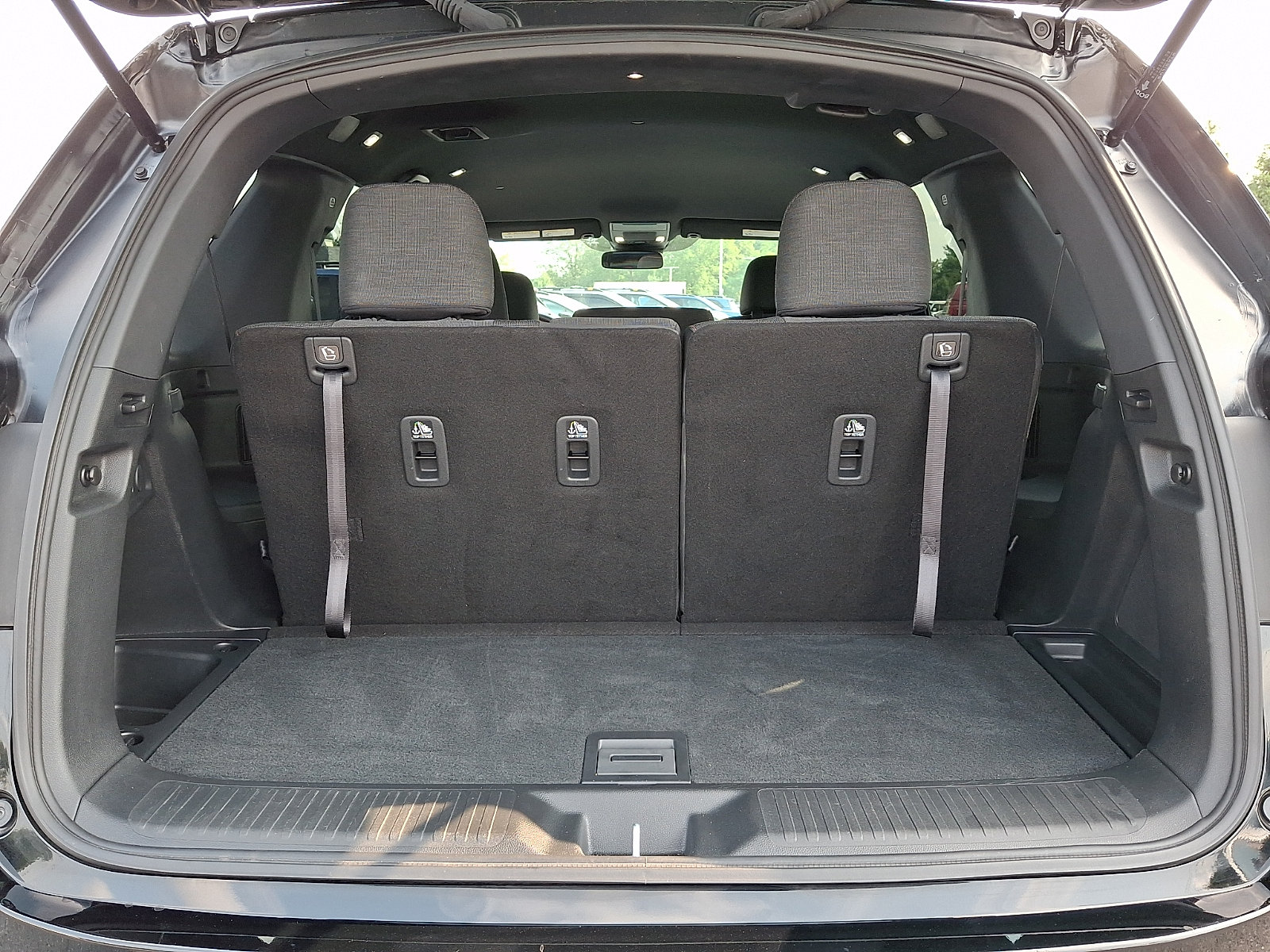 Used 2025 Honda Pilot Sport image 30