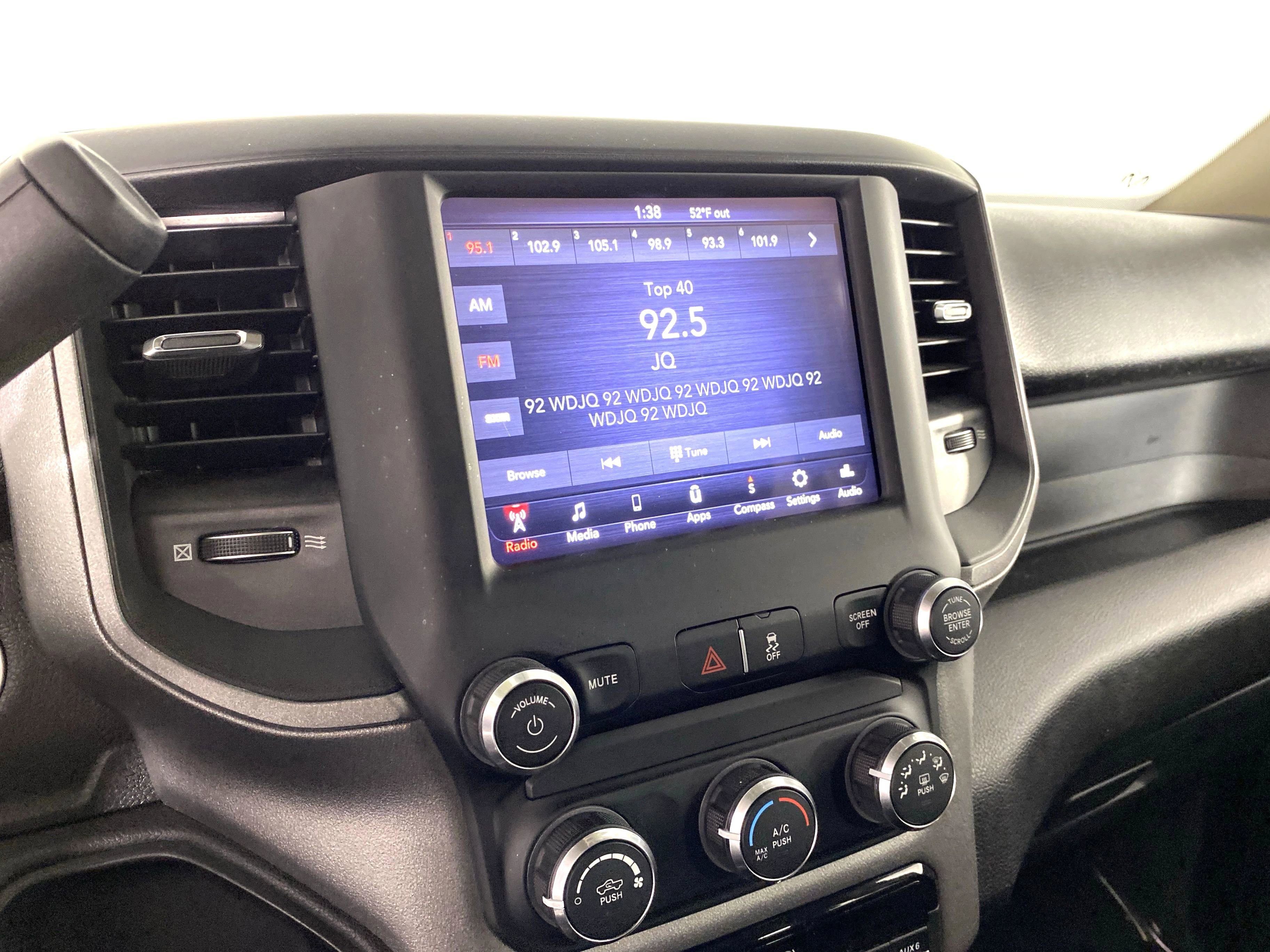 Used 2020 RAM 3500 Tradesman image 27