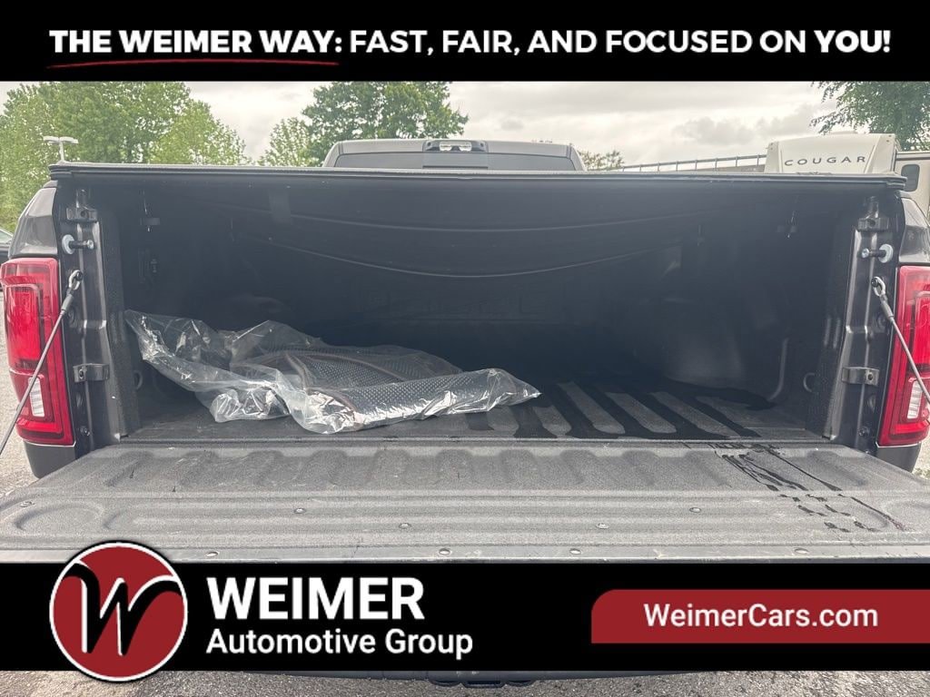 Used 2025 RAM 3500 Laramie w/ Sport Appearance Package AWD/4WD image 15