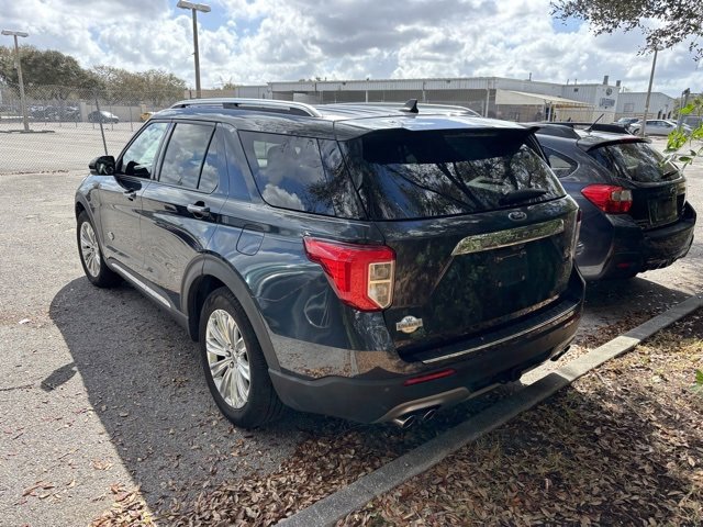 Used 2023 Ford Explorer King Ranch w/ Technology Package image 4