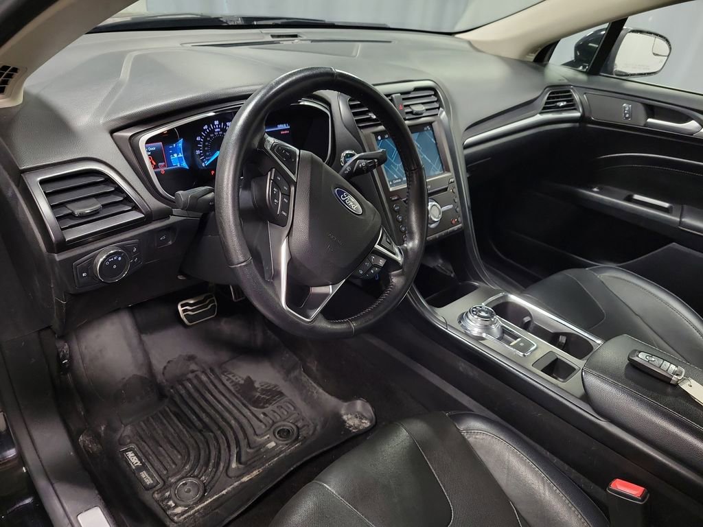 Used 2018 Ford Fusion Titanium image 14