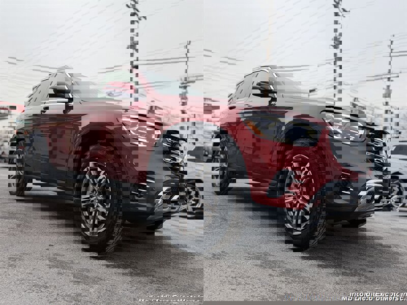 Used 2022 Mercedes-Benz GLC 300 4MATIC w/ Premium Package Lite image 12