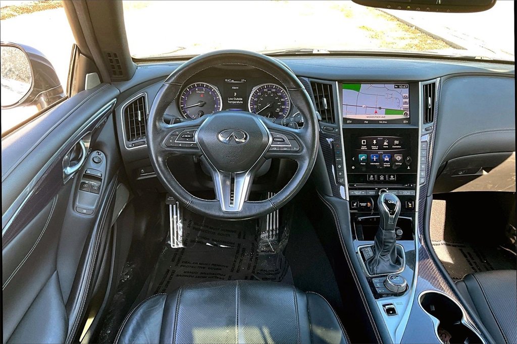 Used 2017 INFINITI Q60 3.0t Sport image 17