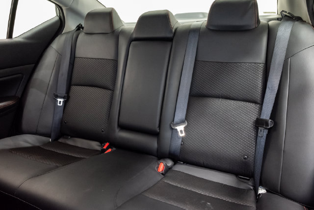 Used 2025 Nissan Altima 2.5 SR FWD image 19