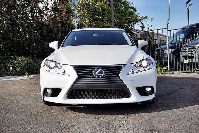 Used 2016 Lexus IS 200t RWD image 5