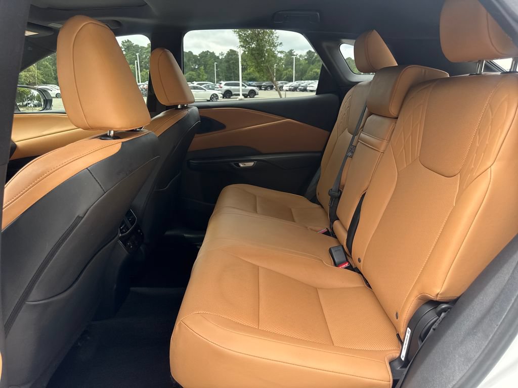 Used 2023 Lexus RX 350 Premium w/ Accessory Package (Z1) FWD image 32