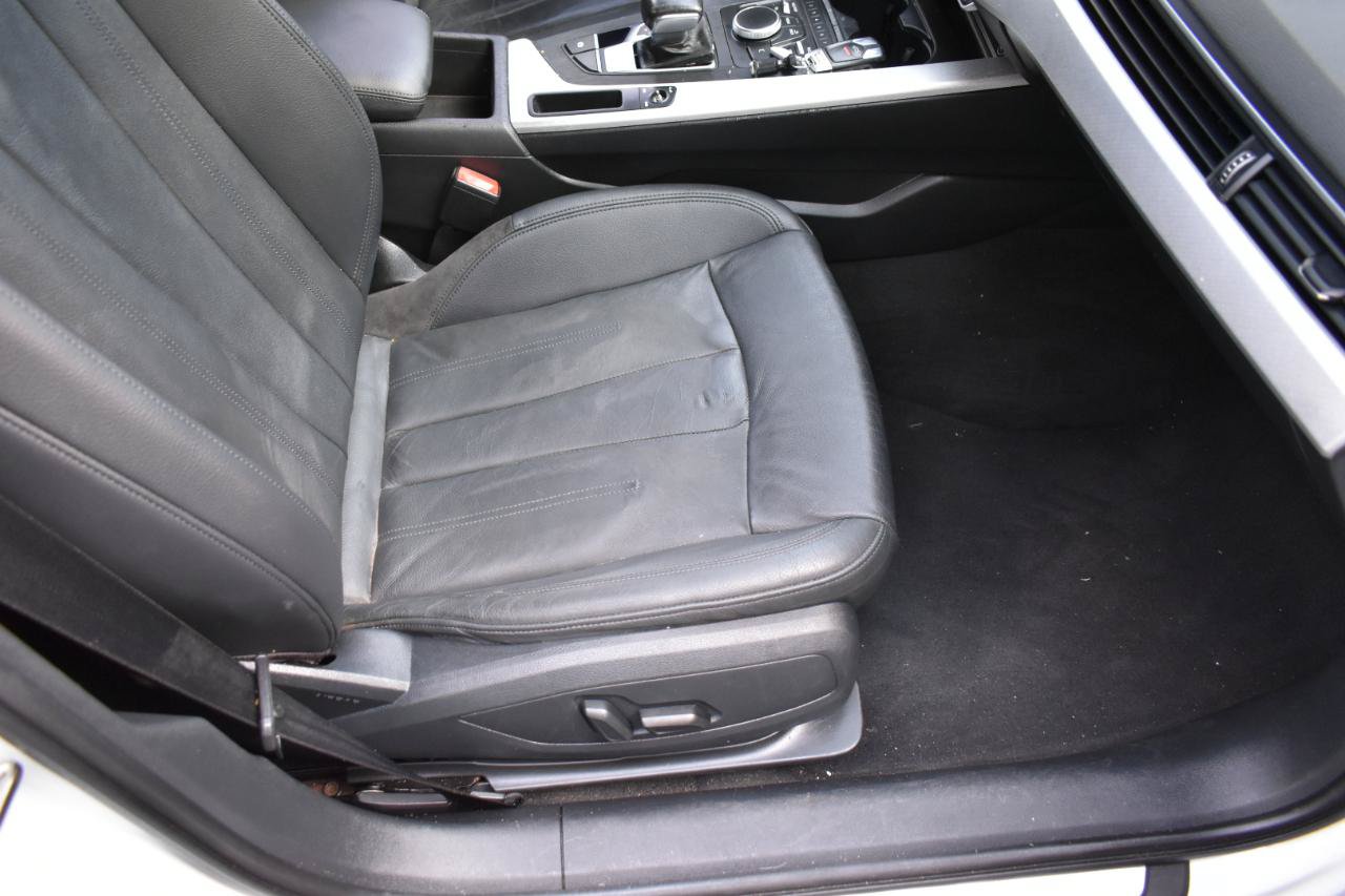 Used 2017 Audi A4 2.0T Premium FWD image 31