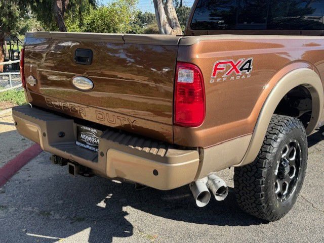 Used 2012 Ford F350 King Ranch w/ King Ranch w/Chrome Pkg image 11