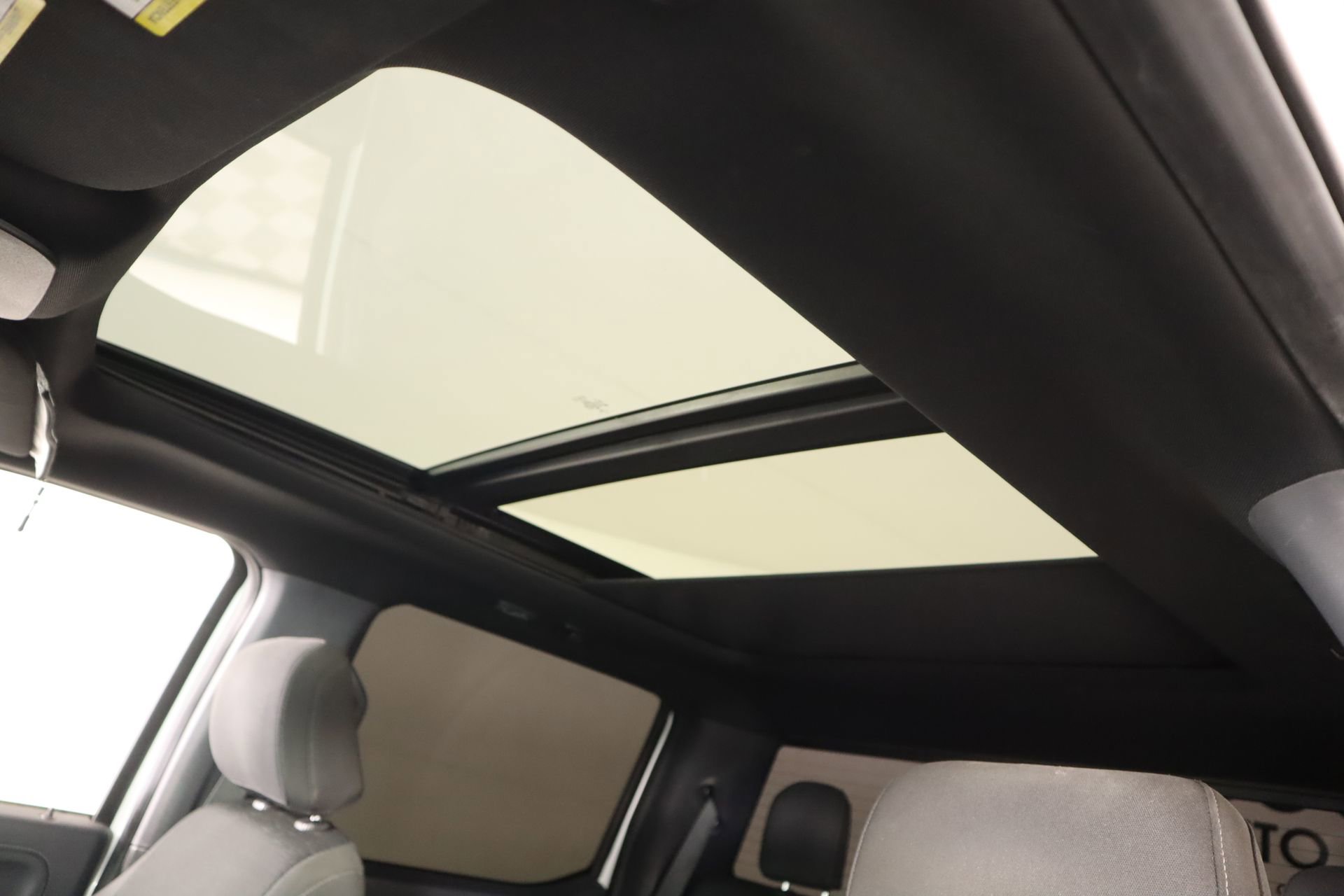 Used 2021 Ford F150 XLT w/ Equipment Group 302A High image 17