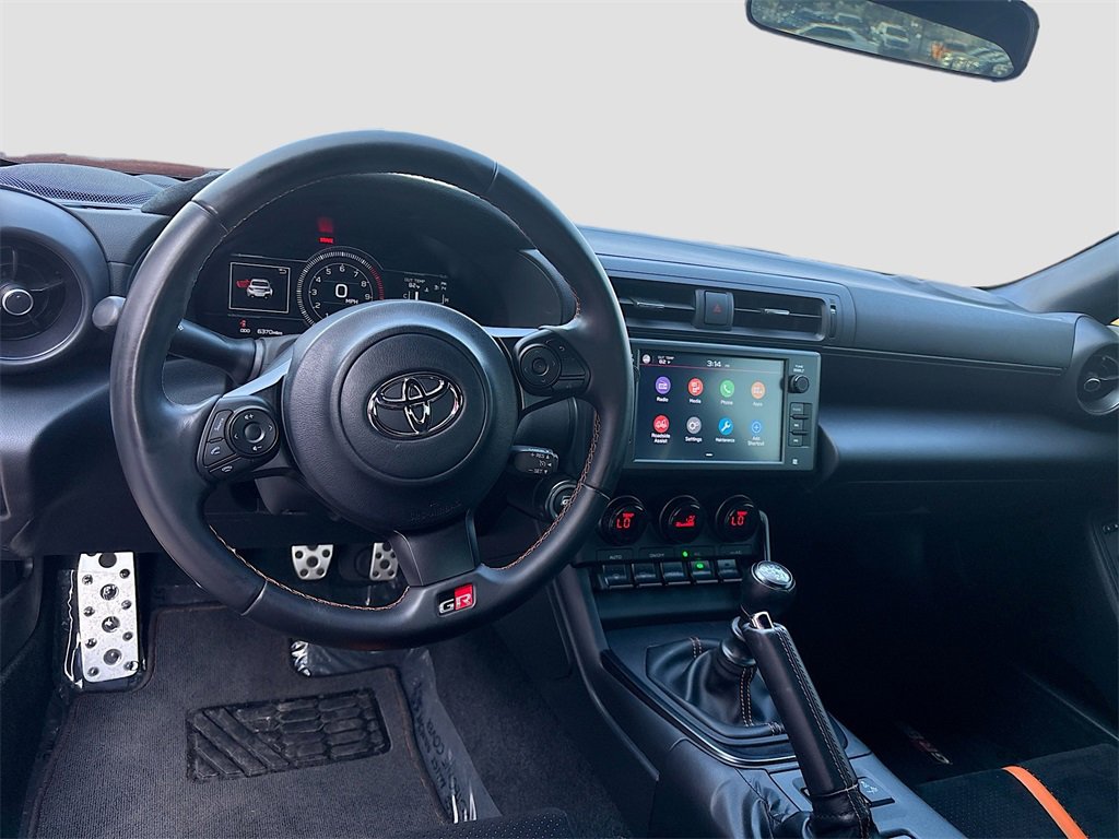 Used 2023 Toyota GR86 10th Anniversary SE image 21