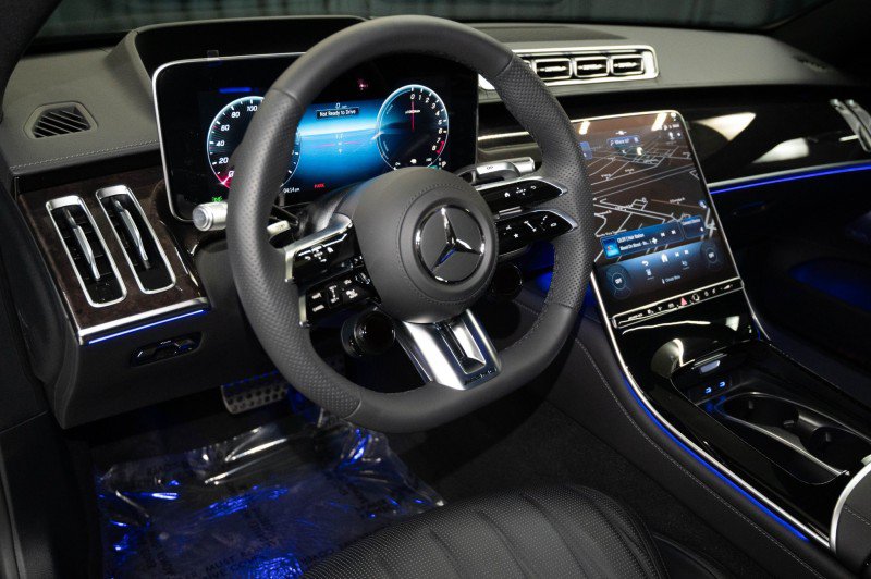 New 2026 Mercedes-Benz S 63 AMG S image 16