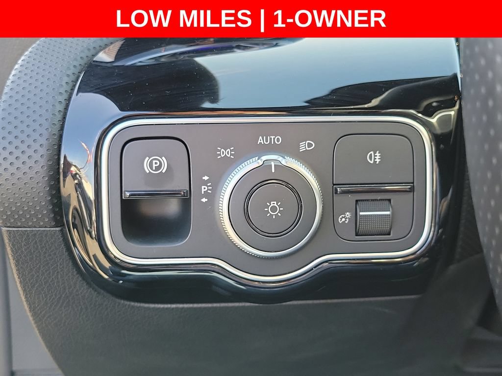Used 2022 Mercedes-Benz CLA 250 image 24