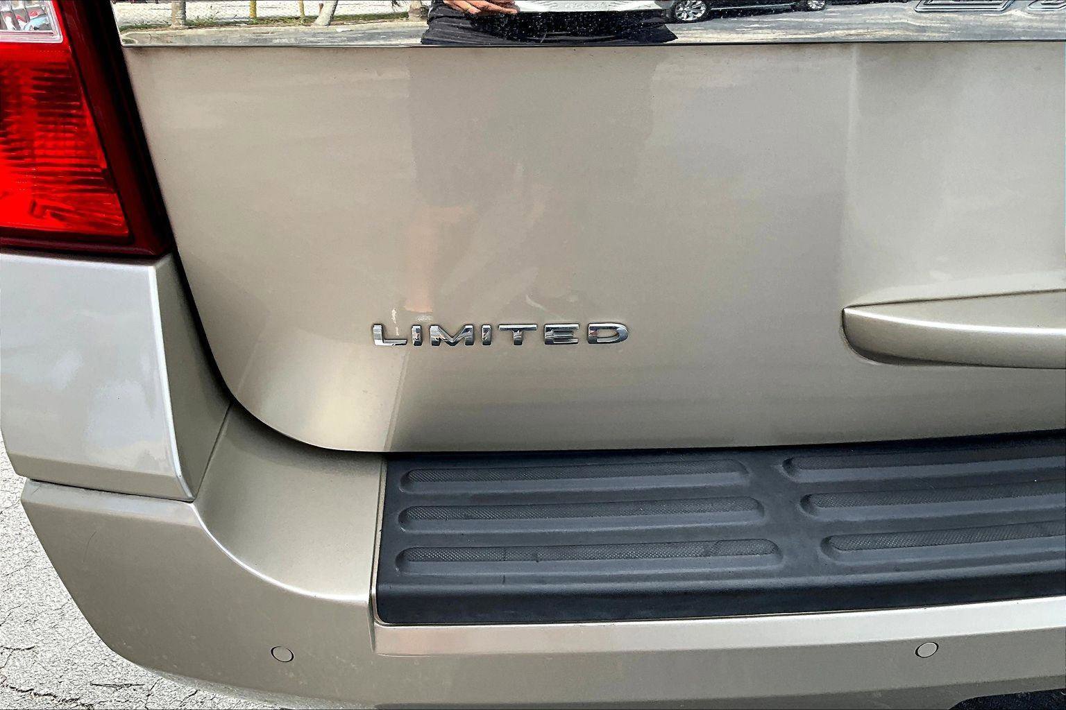 Used 2017 Ford Expedition Limited w/ Equipment Group 301A image 24