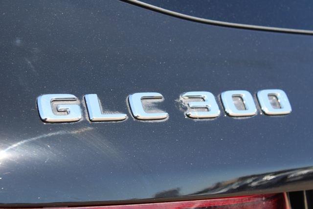 Used 2021 Mercedes-Benz GLC 300 image 6