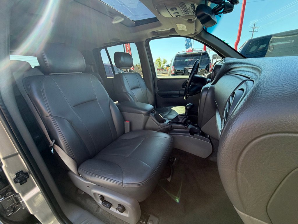 Used 2003 Chevrolet TrailBlazer 4WD image 9