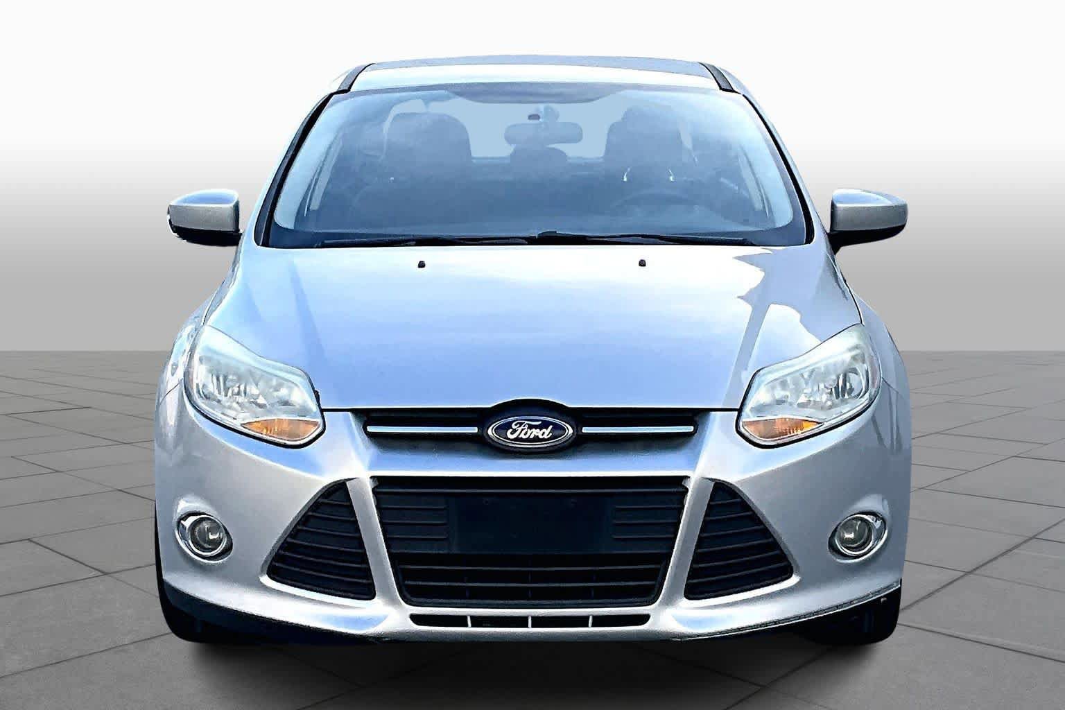 Used 2012 Ford Focus SE FWD image 4