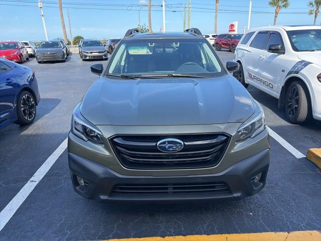 Used 2021 Subaru Outback Onyx Edition XT w/ Popular Package #2 AWD/4WD image 2