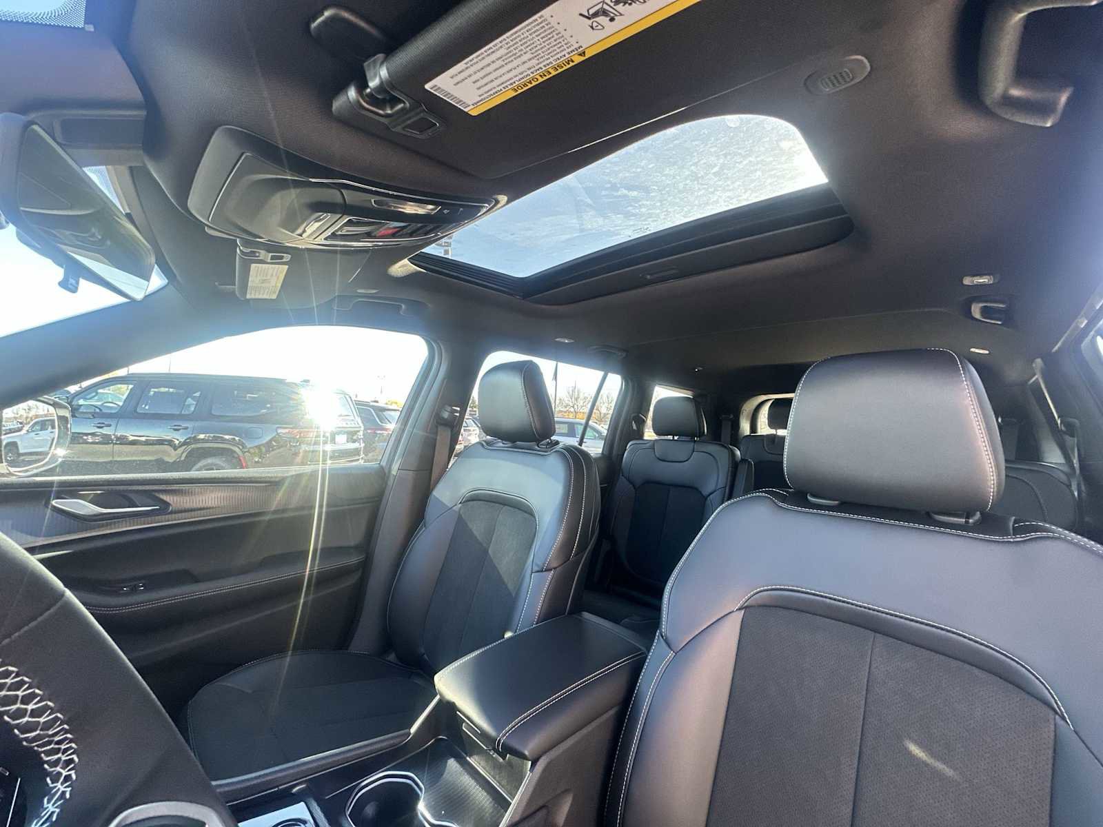 New 2025 Jeep Grand Cherokee L Altitude image 16