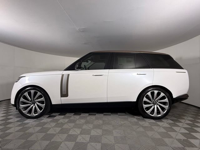 New 2026 Land Rover Range Rover SV AWD/4WD image 3