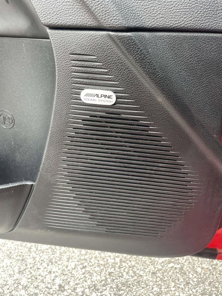 Used 2016 Dodge Challenger SXT Plus RWD image 28
