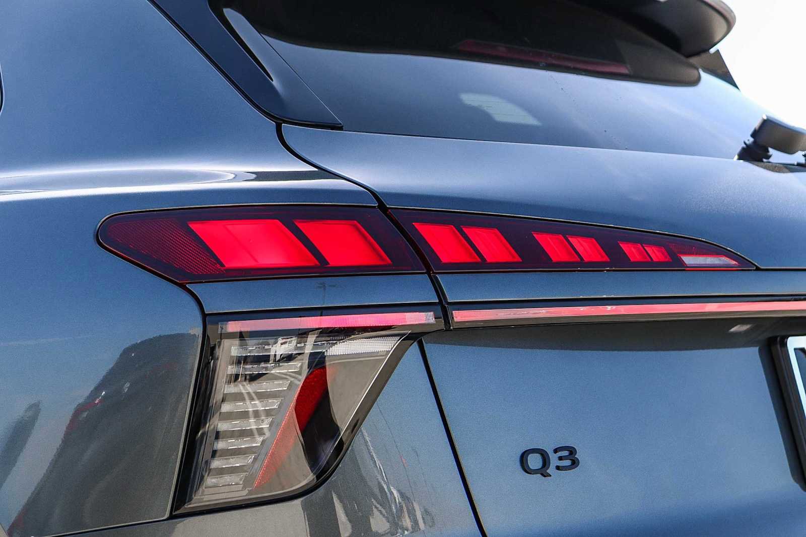 New 2026 Audi Q3 quattro 2.0T image 12