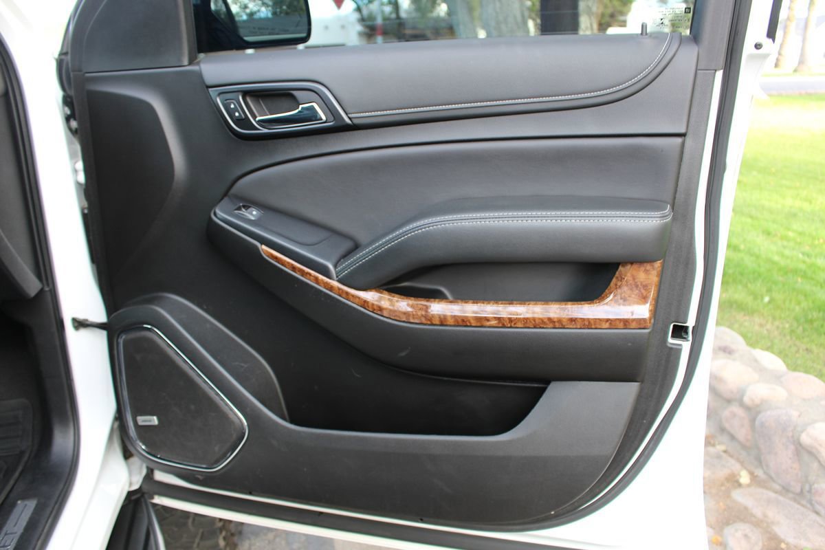 Used 2019 Chevrolet Tahoe Premier AWD/4WD image 18