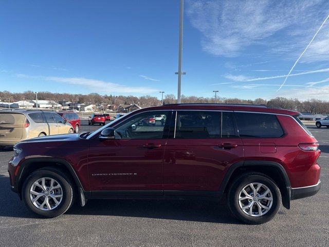 Used 2021 Jeep Grand Cherokee L Limited w/ MOPAR Finishing Package image 5