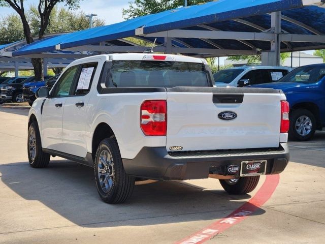 Used 2025 Ford Maverick XLT w/ Equipment Group 302A image 3
