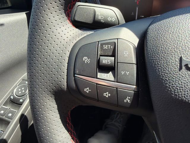 Used 2024 Ford Escape ST-Line w/ Tech Pack #1 FWD image 44