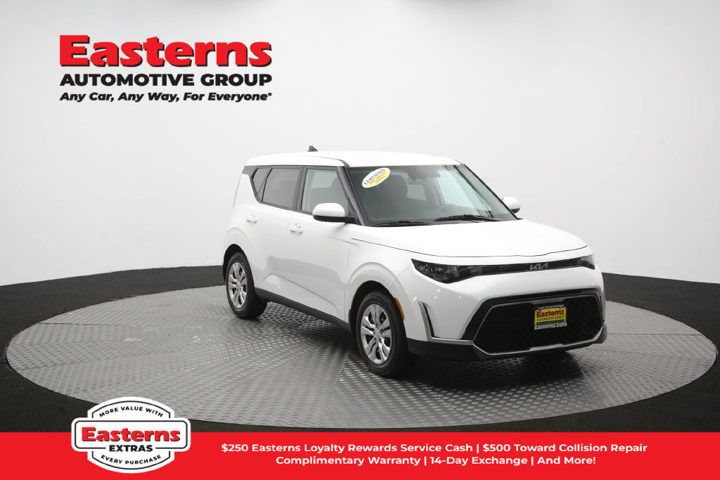 Used 2023 Kia Soul LX FWD image 49