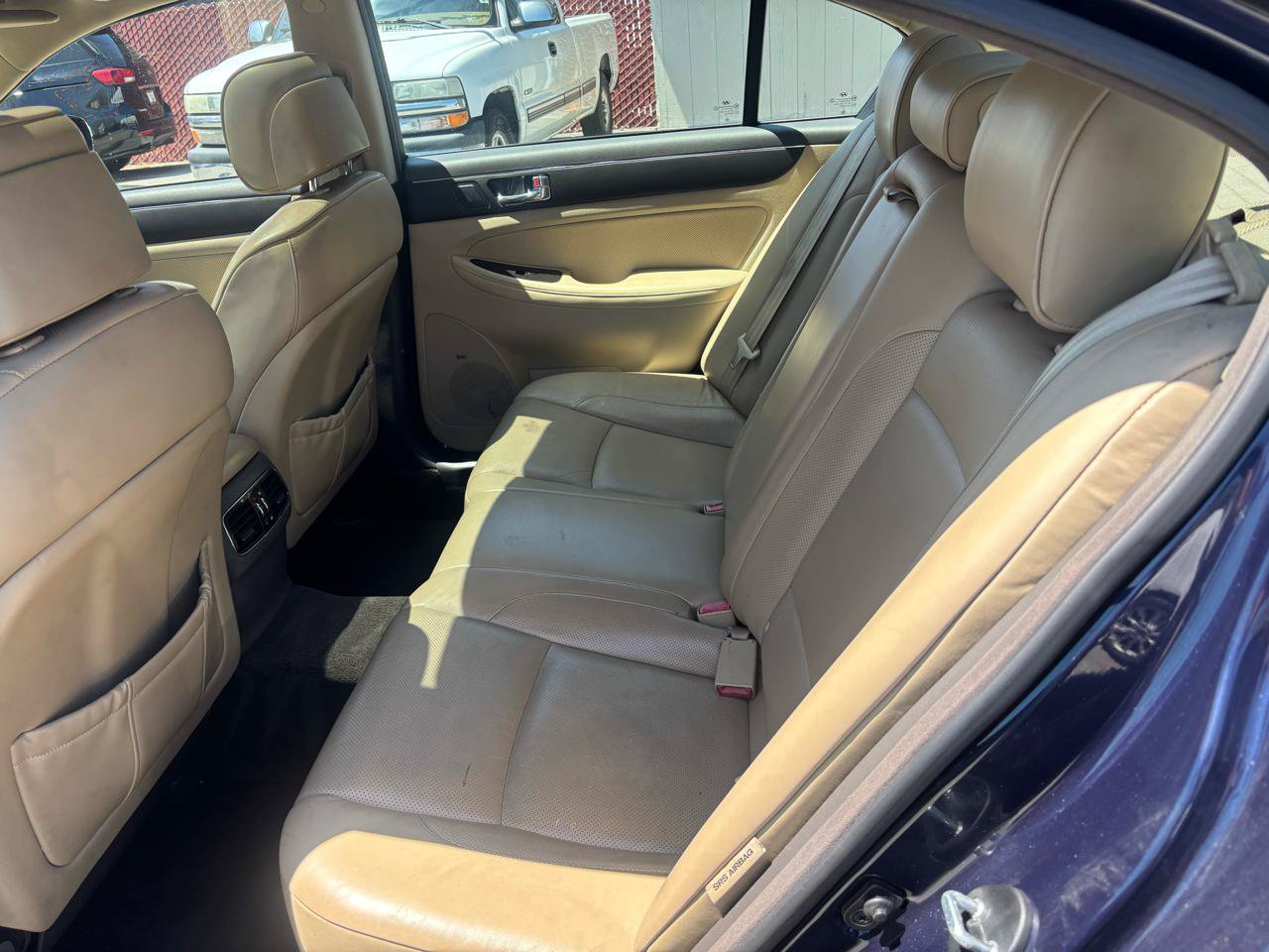 Used 2010 Hyundai Genesis 4.6 w/ Technology Pkg 5 RWD image 6