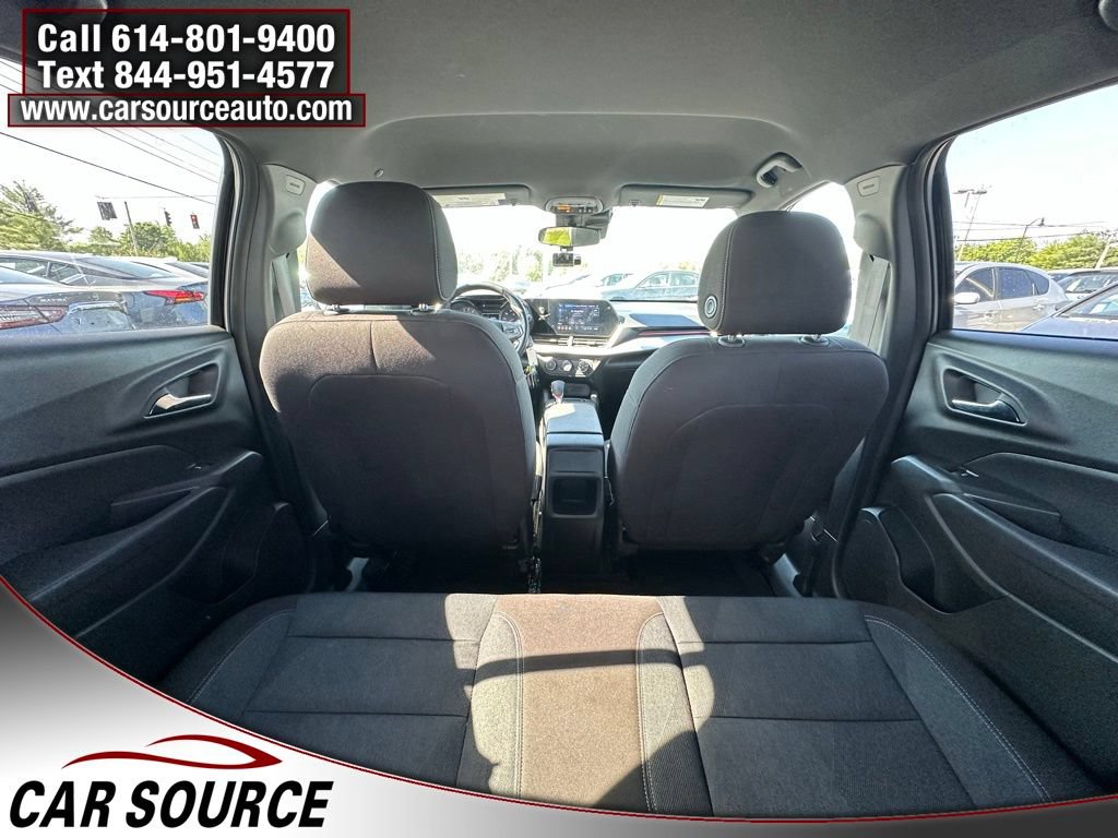 Used 2024 Chevrolet Trax RS w/ Driver Confidence Package FWD image 24