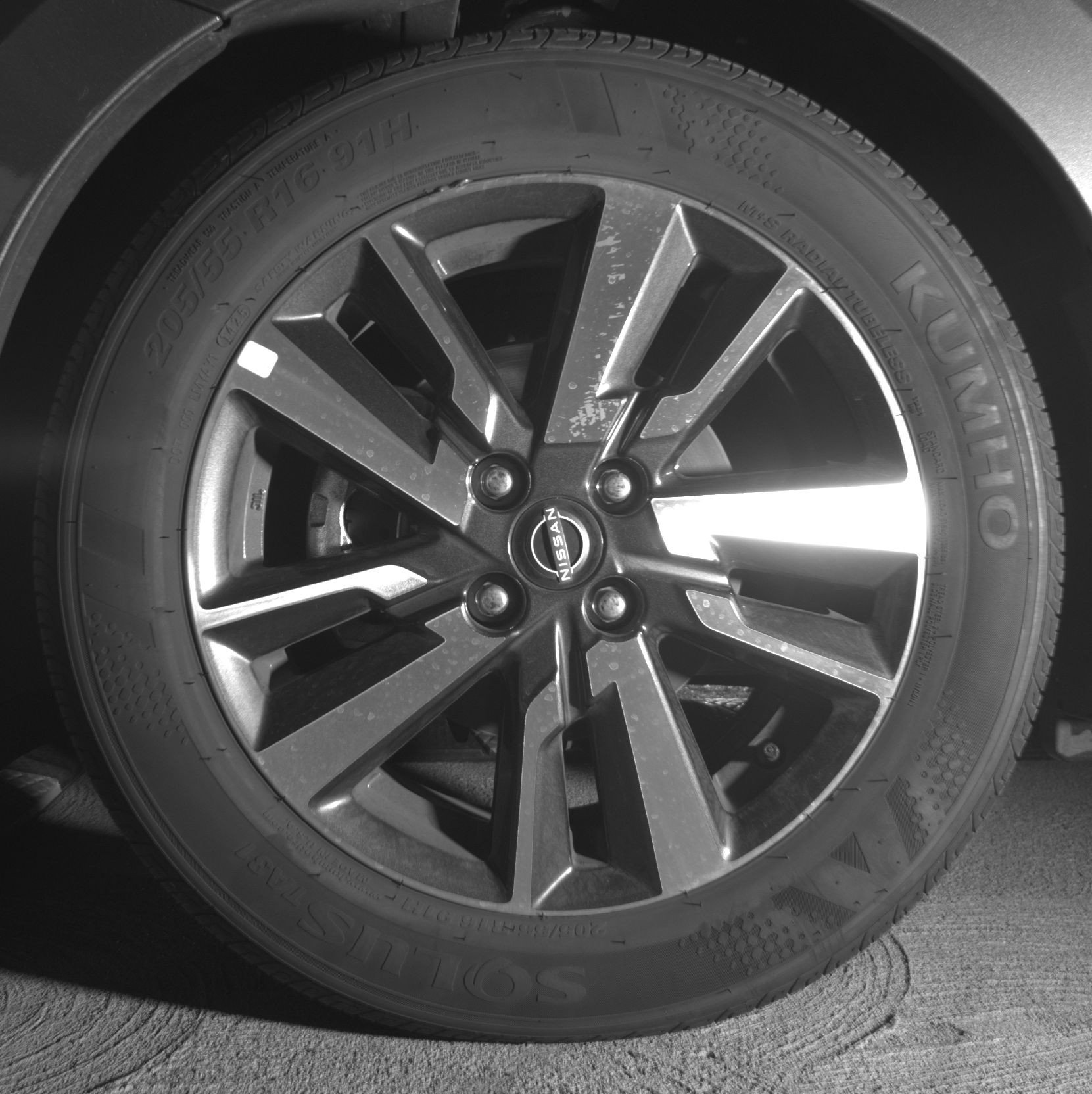 Used 2025 Nissan Versa SV image 12