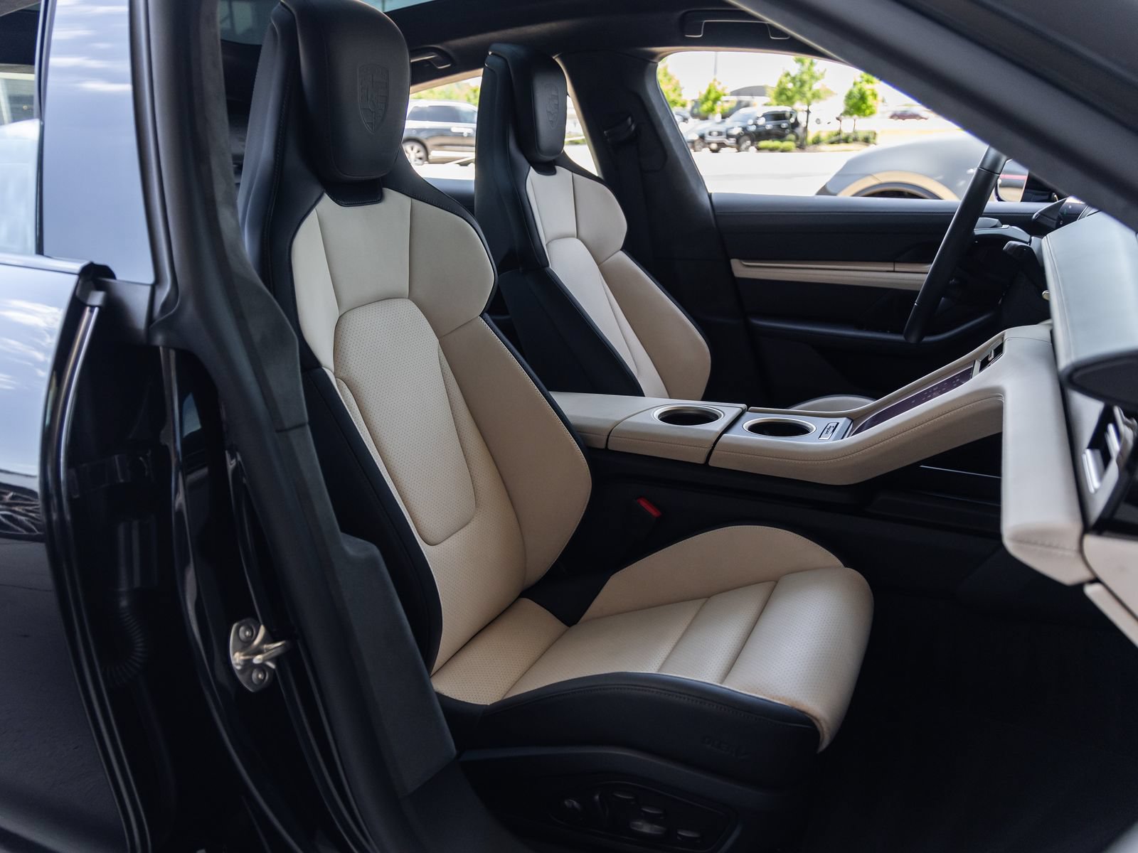 New 2026 Porsche Taycan GTS AWD/4WD image 48
