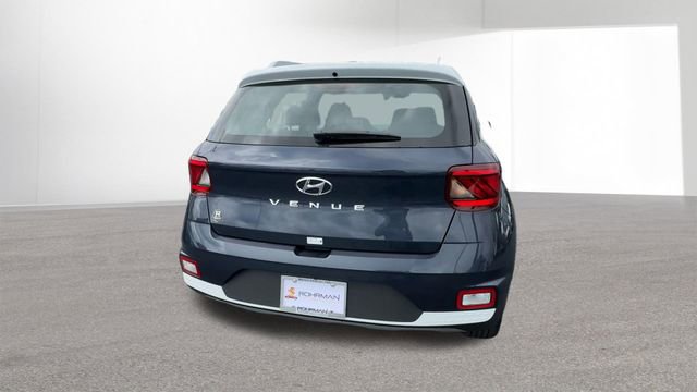 New 2026 Hyundai Venue SEL FWD image 8