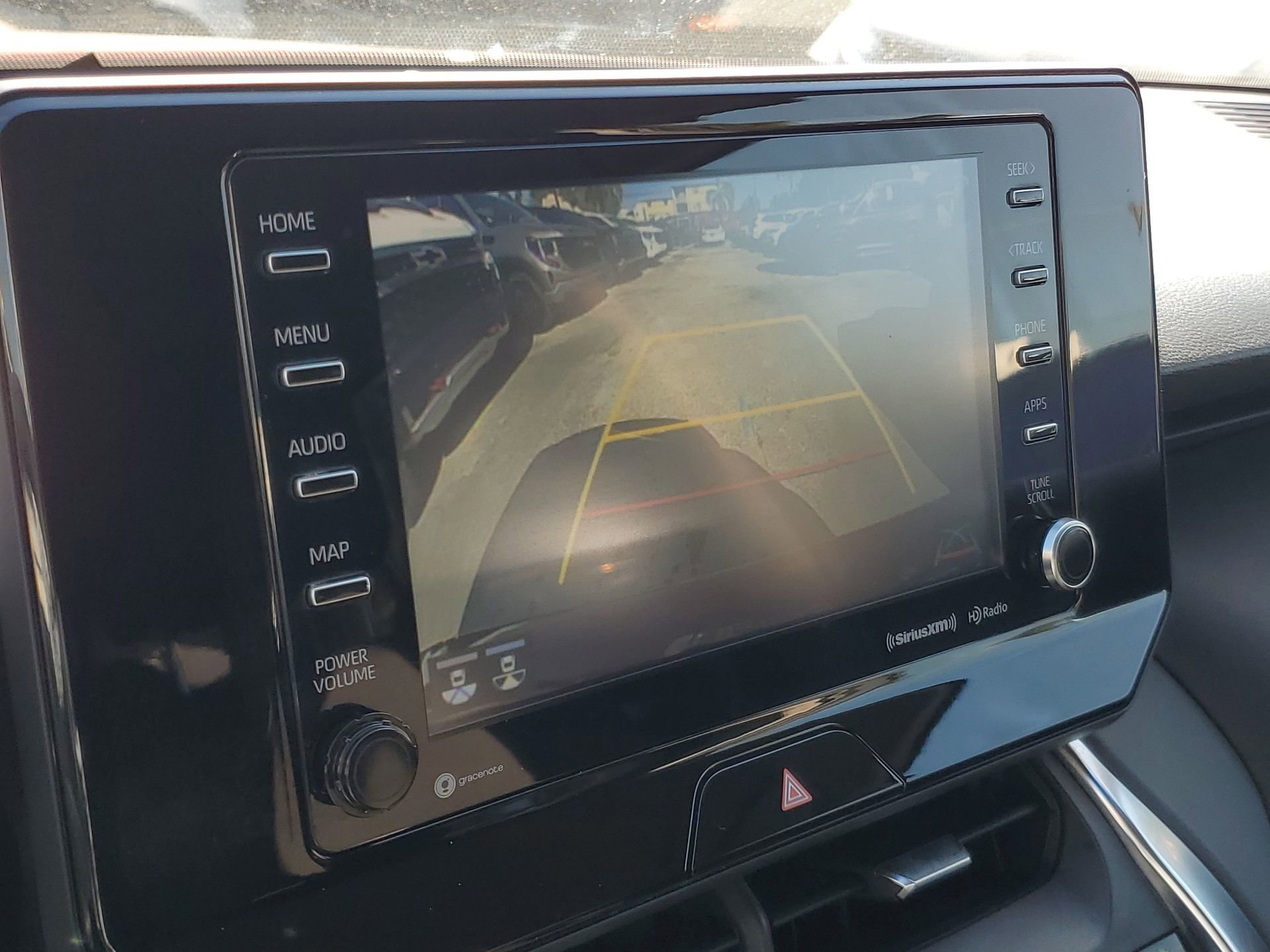 Used 2021 Toyota Venza LE image 27