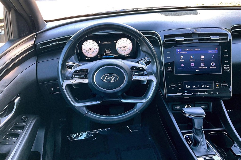 Used 2022 Hyundai Santa Cruz SEL Premium w/ Cargo Package image 9