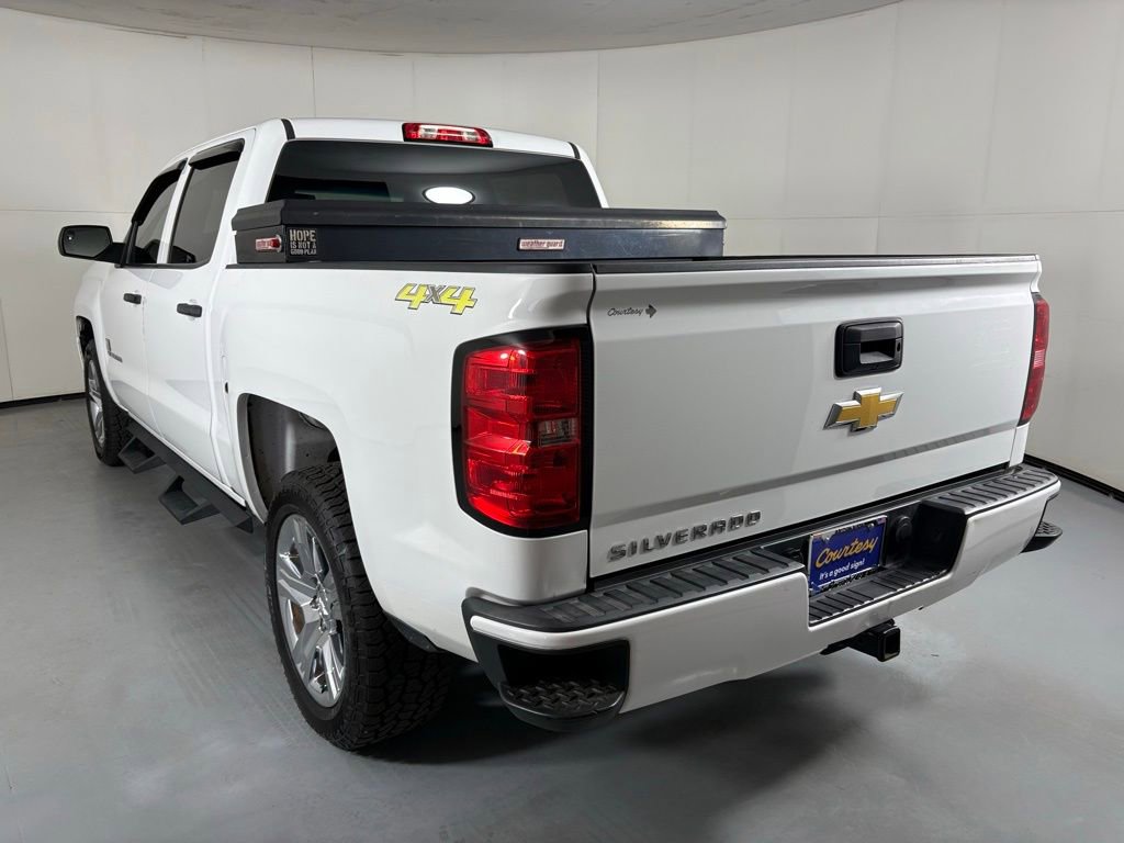 Used 2018 Chevrolet Silverado 1500 Custom w/ Custom Value Package AWD/4WD image 7