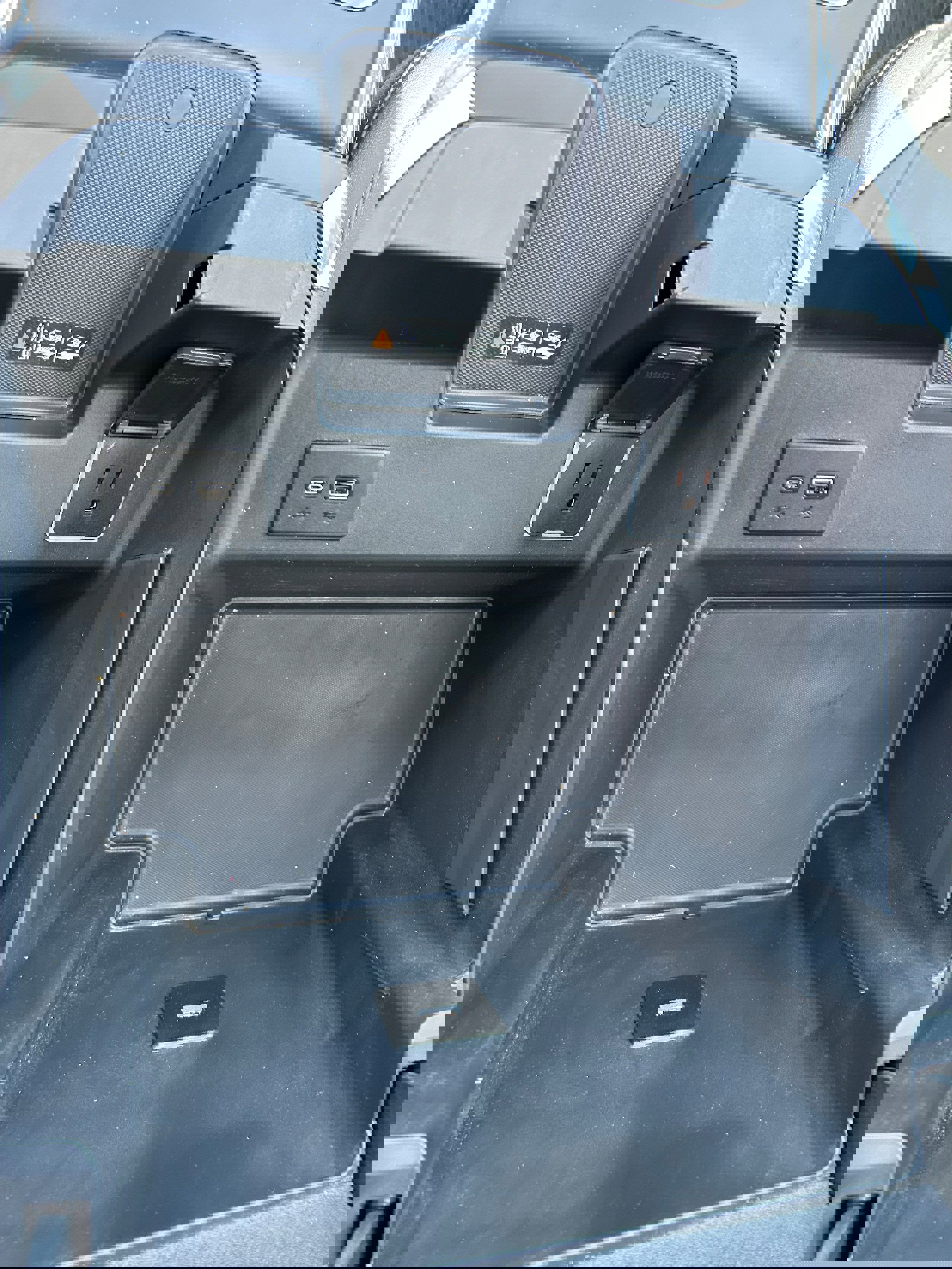 Used 2024 Chevrolet Silverado 2500 LTZ w/ LTZ Plus Package image 32