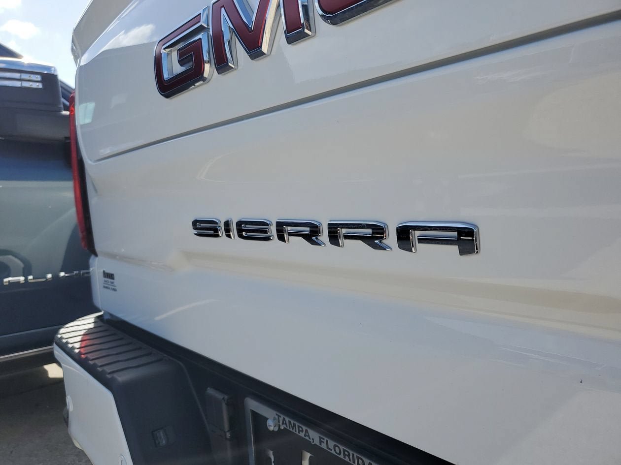 New 2026 GMC Sierra 1500 AT4 w/ AT4 Premium Package AWD/4WD image 8