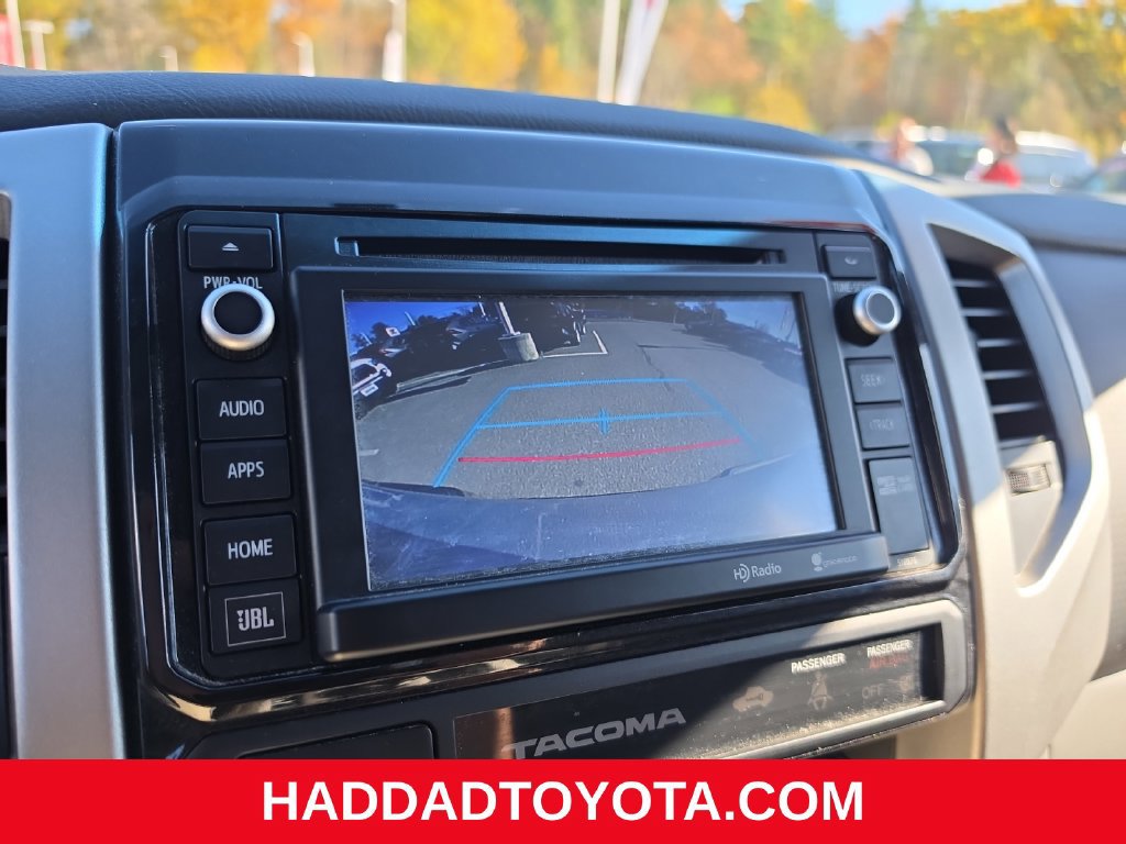 Used 2015 Toyota Tacoma 4x4 Double Cab w/ Limited Package image 18