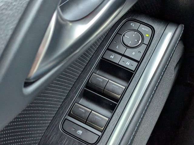 Used 2024 Lexus GX 550 image 25