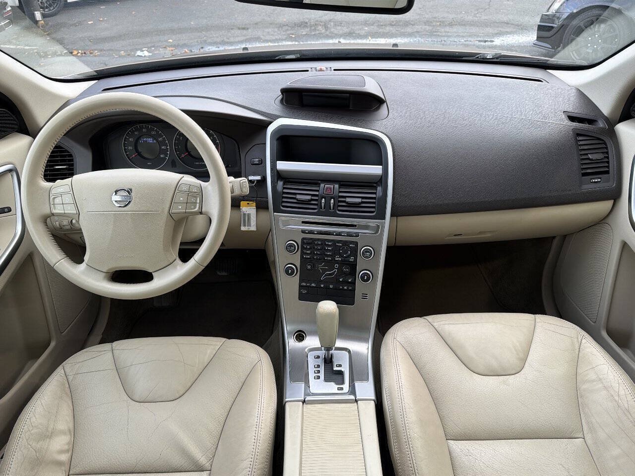 Used 2010 Volvo XC60 3.2 AWD/4WD image 21