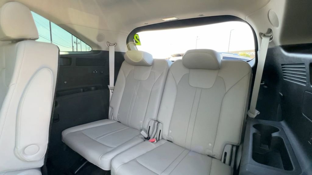 Used 2022 Kia Sorento SX image 40